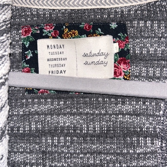 Anthropologie Saturday Sunday Knit Blazer Cardigan Sweater Grey Business Casual - Picture 3 of 3